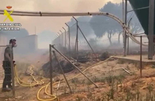 İspanya'da aşırı sıcakların neden olduğu orman yangınlarıyla mücadele sürüyor