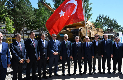 Askeri Tank Taşıma Vagonları teslim edildi! Bakan Uraloğlu: Türkiye dünya piyasalarına mührünü vurdu