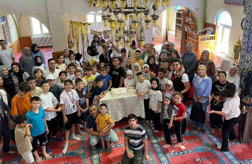 Binlerce öğrenci dini eğitim görüyordu! Yaz Kur'an Kursları sona erdi...