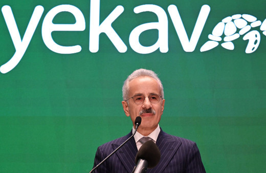 Ulaşımda yeşil dönüşüm! Bakan Uraloğlu: Yaklaşık 2,4 milyar litre akaryakıt tasarrufu sağlandı