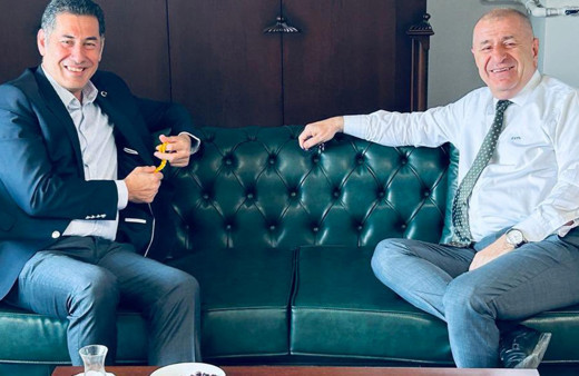 Ümit Özdağ meğer Sinan Oğan için 1.5 milyon liraya tespih satmış