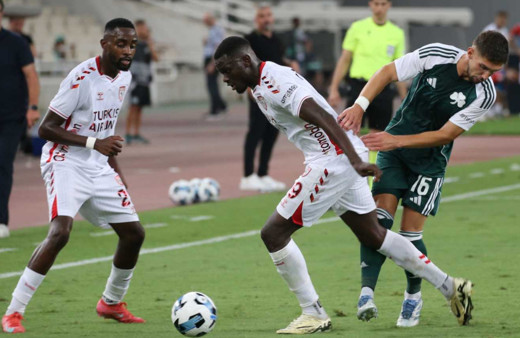 Samsunspor öne geçtiği maçta mağlup oldu