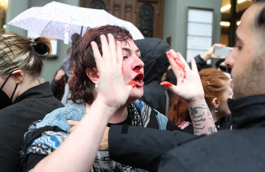 Almanya'da Gazze protestosuna polisten sert müdahale