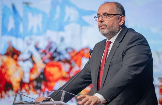 Prof. Dr. Erhan Afyoncu: Sivil iradenin emrinde olacaksınız