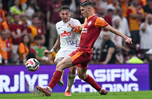 Eski hakemler Galatasaray-Çaykur Rizespor maçındaki tartışmalı pozisyonları yorumladı