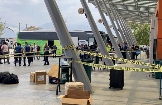 Otogarda dehşet! Çevredekiler yakalayıp darp etti