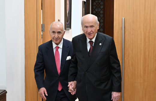 Gözlerden kaçan kritik görüşmede olay iddia! Bahçeli ve Hikmet Çetin ne konuştular?