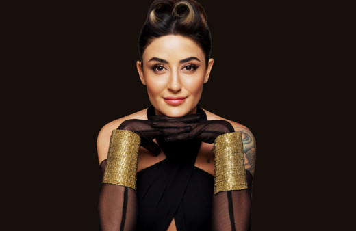 Melek Mosso konsere çıktı, belediyenin altını üstüne getirdi! Ortalık fena karıştı