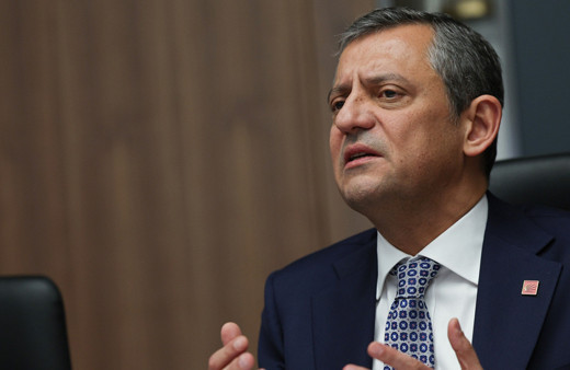 CHP lideri Özel'den partisinin İstanbul İl Başkanlığında flaş mesaj: Özgür Çelik görevinin başındadır