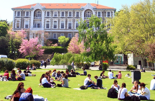 Üniversiteler ne zaman açılıyor? 2025-2026 akademik yılı başlangıç tarihi belli oldu!