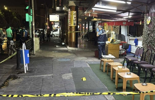 Çay ocağına silahlı saldırı: 2 yaralı