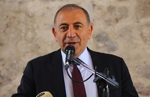 Gürsel Tekin: 'Pazartesi günü İstanbul il binasına geleceğim'