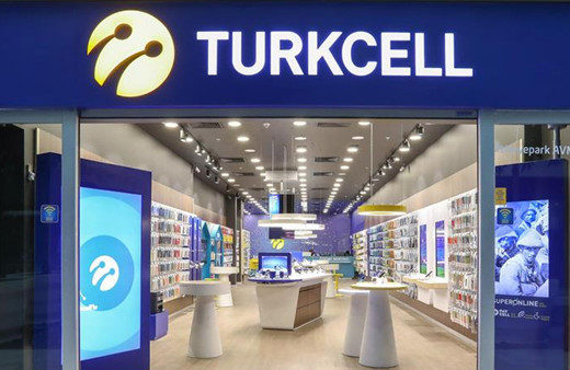 Turkcell mağazaları ve Pasaj'da okula dönüş kampanyaları başladı
