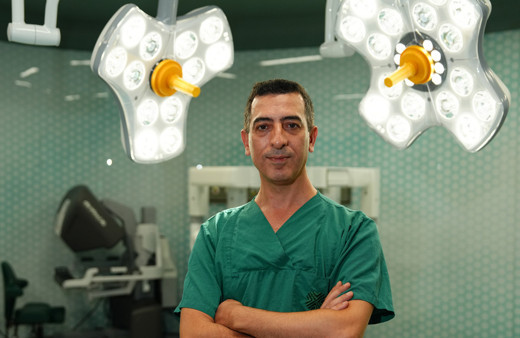 Böbrek tümörü belirtileri ve tedavisi: Robotik cerrahi hızlı iyileşme sağlıyor!