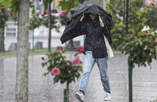 Meteoroloji saat verip bu illeri uyardı! Çok fena geliyor