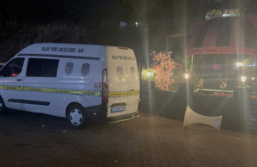 Beylikdüzü'nde etkinlik mekanında silahlı kavga