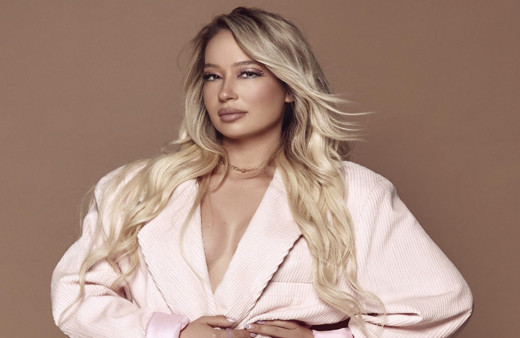 Gülçin Ergül, aldığı acı haberle yıkıldı! Paylaşımıyla görenleri ağlattı