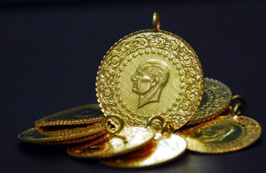 Altın fiyatını gören inanamıyor! "Asıl bomba 2026'da" diyerek çıldırtan rakamı açıkladı