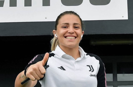 Galatasaray Kadın Futbol Takımı, Roberta Aprile'yi transfer etti