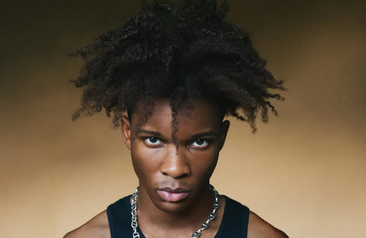 Los Angeles sokaklarında korkunç anlar! Ünlü şarkıcının aracından çürümüş ceset çıktı