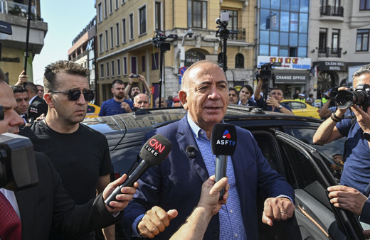 YSK'dan Gürsel Tekin kararı! Oy kullanamayacak