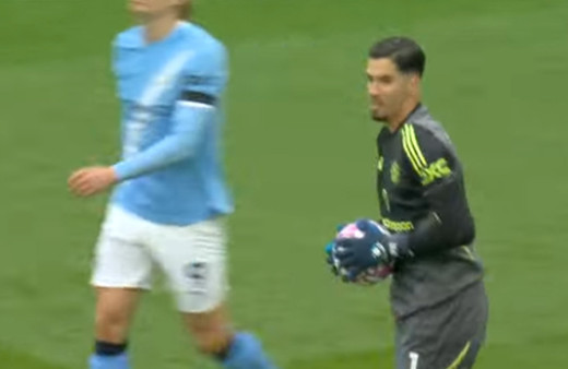 Manchester derbisinde 3 gol vardı kalede Altay Bayındır vardı