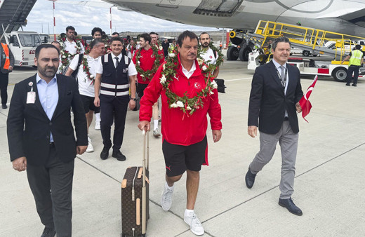 Avrupa ikincisi A Milli Erkek Basketbol Takımı yurda döndü