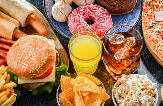 Bu gıdaları tüketen gençler kanser oluyor: Uzmanlar gençleri uyardı!