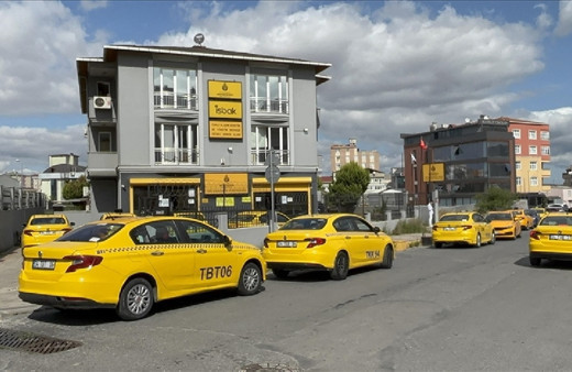 İstanbul'da taksiciler mutlu! Zam kararı sonrası taksimetreler güncellendi...