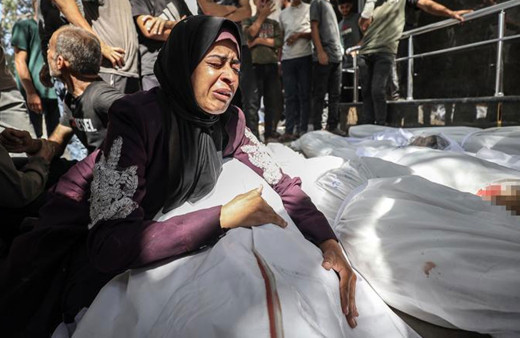 İsrail’in sabahtan bu yana Gazze'ye düzenlediği saldırılarda can kaybı 100'ü aştı