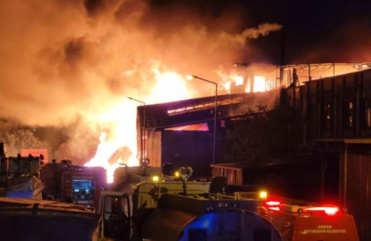 Samsun'da kereste fabrikasında yangın