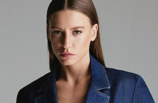 Yeni paylaşım geldi! Serenay Sarıkaya'nın notu herkesi şaşırttı...