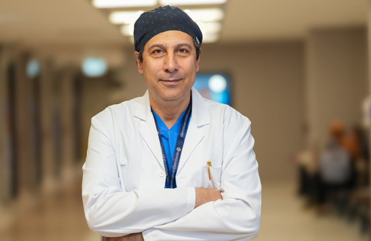 Bacağınızda şişlik ve ağrı varsa acele edin! Derin ven trombozu olabilirsiniz