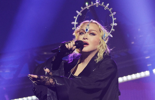 Madonna sevenlerine müjdeyi verdi! Yeni albümü geliyor...