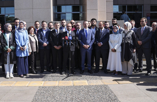 Özgür Özel'in Bayrampaşa iddiası olay oldu AK Parti'den Özel hakkında suç duyurusu