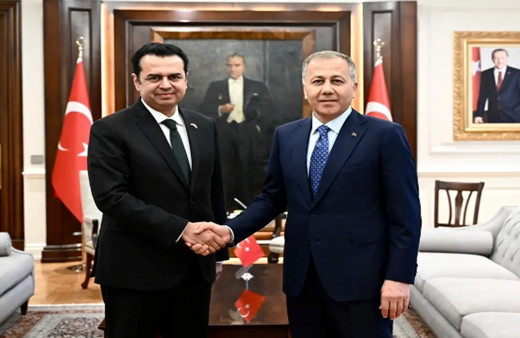 İçişleri Bakanı Yerlikaya, Pakistanlı Devlet Bakanı Chaudhry ile görüştü