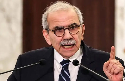 Lübnan Başbakanı Selam’ın yasağına rağmen Güvercin Kayalıkları’na Hizbullah liderlerinin portreleri yansıtıldı