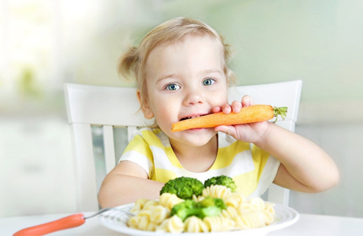 Çocuğunuz yemek seçiyorsa dikkat! Diyetisyenden öneri var...