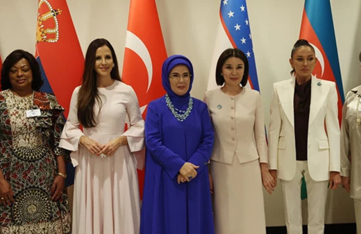 Emine Erdoğan'dan New York'ta "Anadolu kültürü", "Sıfır Atık Mavi" ve aile konularında kritik temaslar!