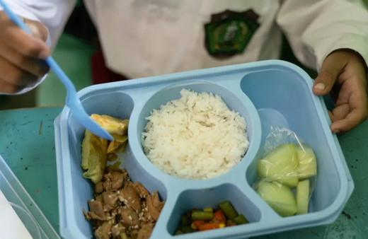 Okul yemeği 6 bin öğrenciyi mahvetti! Hastaneler doldu taştı