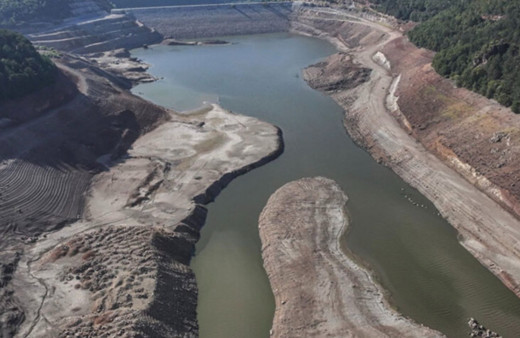 O kentte baraj doluluk oranı: % 2.3! Yalnızca 6 günlük su kaldı...