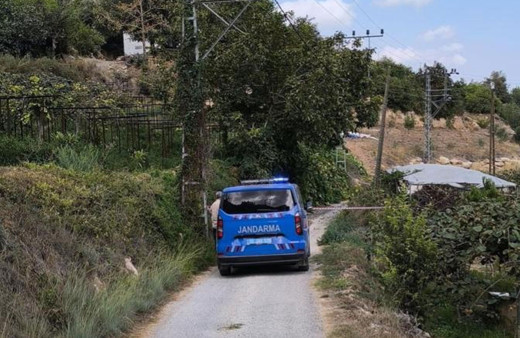 Elektrik akımına kapılan kişi hastaneye götürülürken trafik kazasında öldü
