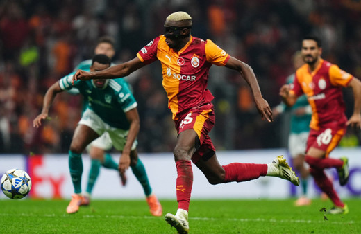 İngiliz basını Galatasaray'ın Liverpool galibiyetin yazdı Slot'un Cehennem gecesi