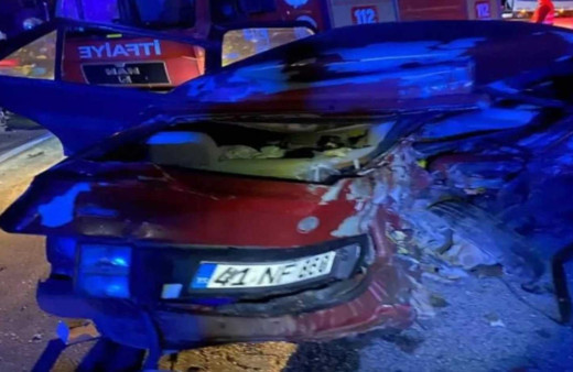 Eskişehir’de AK Partili vekil ve il başkanı kaza geçirdi