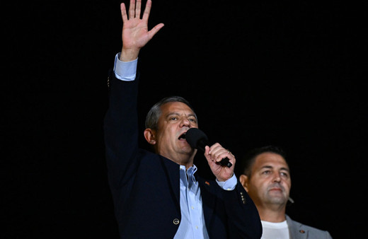 CHP lideri Özel:"İsrail askerleri Sumud Filosu'nun etrafını kuşatmış..."