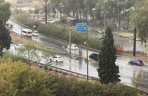 AKOM ve Meteoroloji'den kuvvetli yağış uyarısı! 3 Kente dikkat...