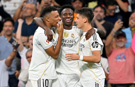 Arda Güler ödülünü aldı Real Madrid kazandı