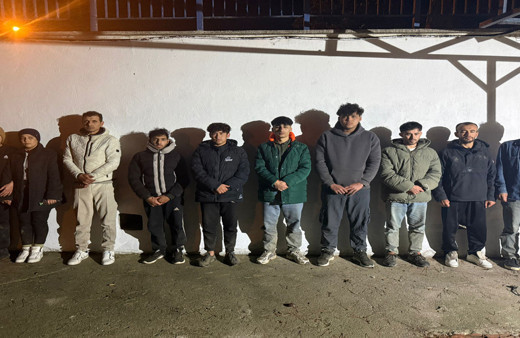 Edirne'de 17 düzensiz göçmen yakalandı