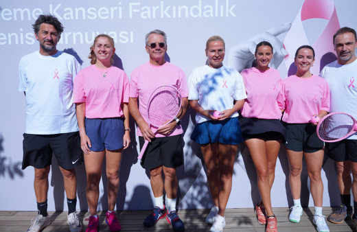QNB Türkiye meme kanseri farkındalığı için "Pembe Top Tenis Turnuvası" düzenledi