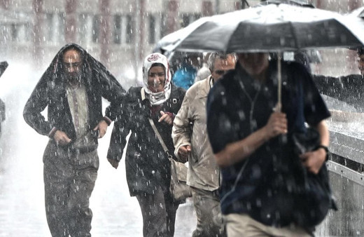 16 ile sarı 4 ile turuncu kod alarmı! O bölgelerde yağış ve lodos bekleniyor...